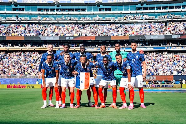RUGBY ET FOOT – Bleus contre Wallabies. Coqs contre Lions de l’Atlas